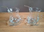 Theeglazen met schotels en glazen lepeltjes, Huis en Inrichting, Keuken | Servies, Glas of Glazen, Ophalen of Verzenden, Effen
