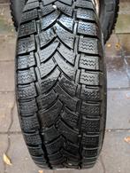 Vredestein winterbanden op velg Vw Crafter Mercedes Sprinter, Ophalen, 16 inch, Banden en Velgen, Winterbanden