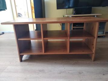 Houten Salontafel beschikbaar voor biedingen