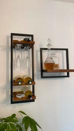 Wijn / wand rek Dbodhi teak, Huis en Inrichting, Woonaccessoires | Wijnrekken, Ophalen of Verzenden, Zo goed als nieuw, Hout, Minder dan 50 cm