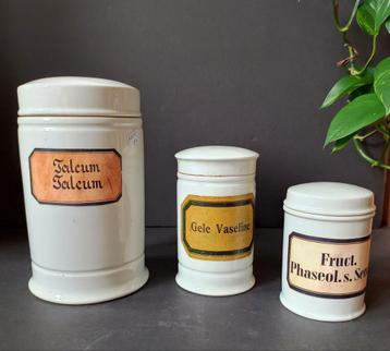 Antieke Porseleinen Apothekerspotten - Set van 3 beschikbaar voor biedingen