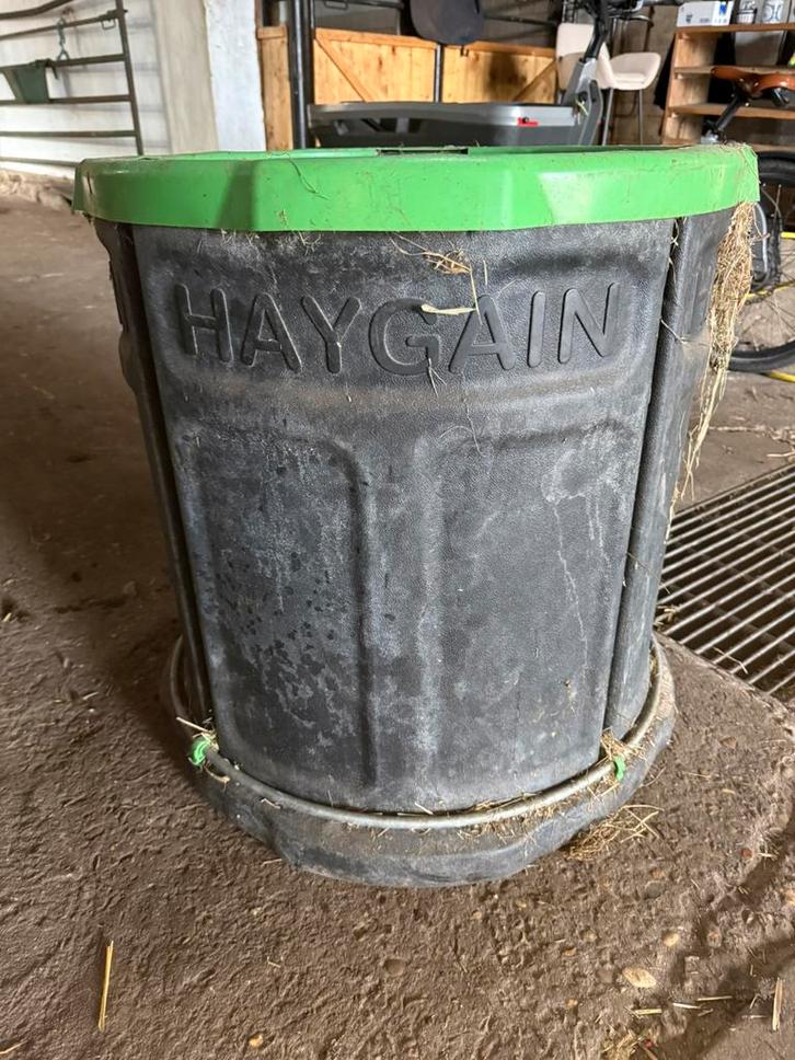 4 haygain slowfeeders, Dieren en Toebehoren, Paarden en Pony's | Verzorgingsproducten, Gebruikt, Ophalen