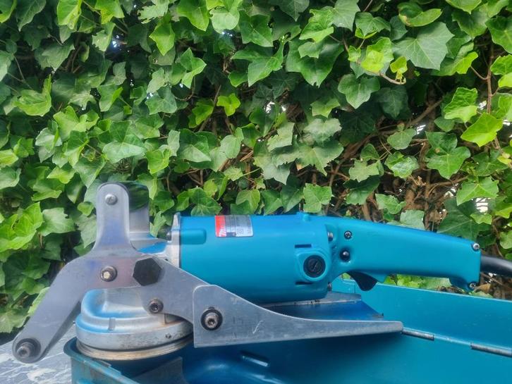 MAKITA Betonfrees Betonschuurmachine, Doe-het-zelf en Verbouw, Schaafmachines, Zo goed als nieuw, Elektrisch, Ophalen of Verzenden