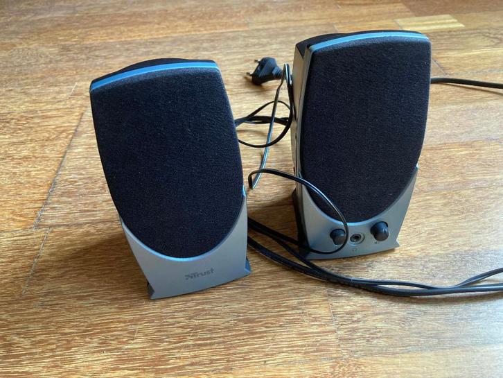 Trust Luidsprekerset - Grijs - HxBxD: 14,5 x 7 x 8,5 cm, Computers en Software, Pc speakers, Gebruikt, Ophalen of Verzenden