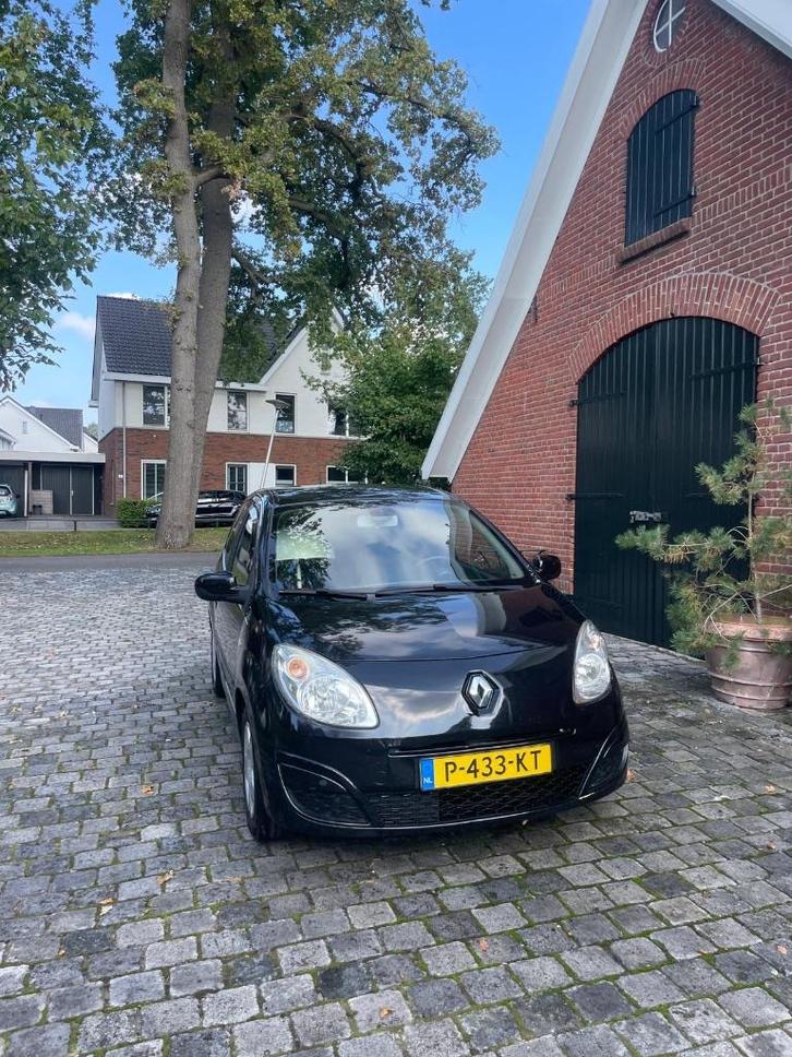 Renault Twingo 1.2 16V 2010 Zwart - APK tot september 2026, Auto's, Renault, Particulier, Twingo, Airbags, Airconditioning, Bluetooth