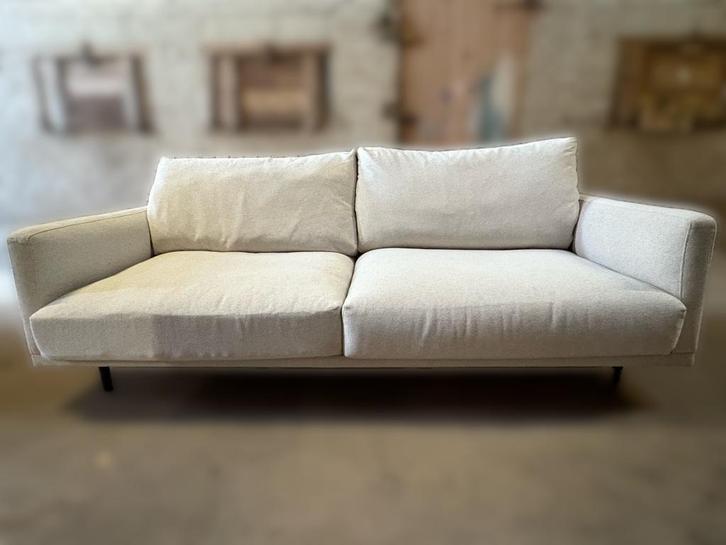 Kave home design bank, Huis en Inrichting, Banken | Bankstellen, Gebruikt, Rechte bank, Vierpersoons of meer, 150 tot 200 cm, 100 tot 125 cm