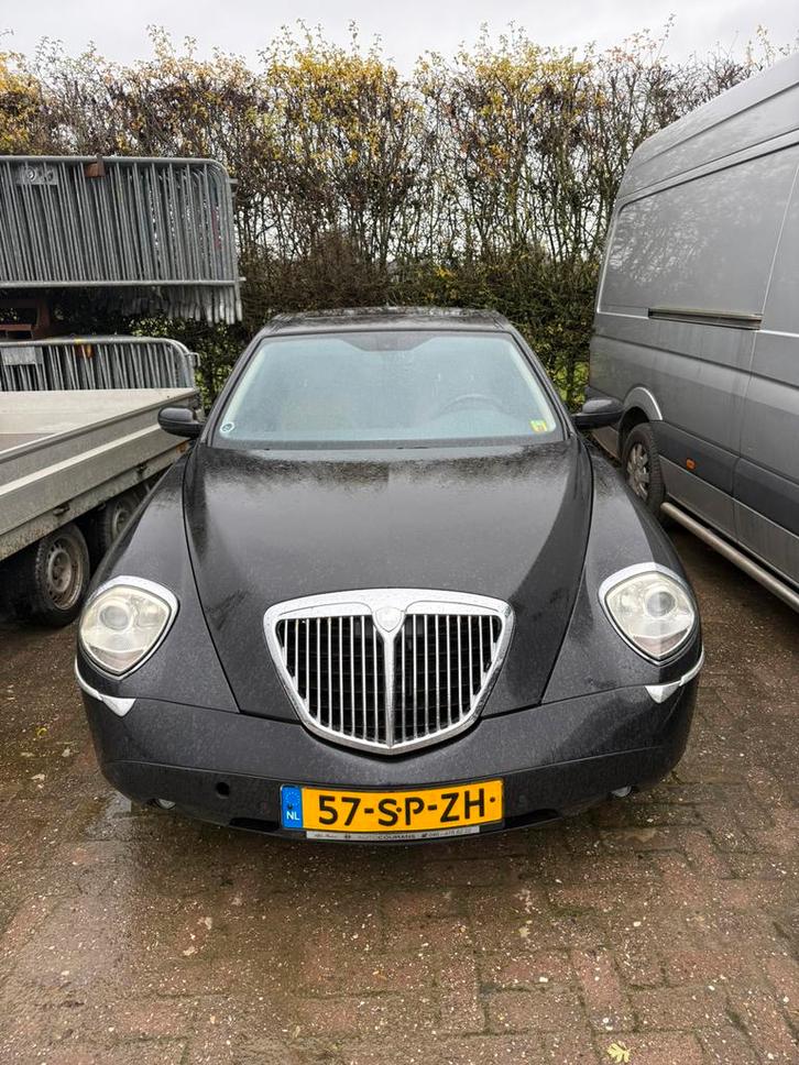 Lancia Thesis 2.4 JTD 20V, Auto's, Lancia, Particulier, Thesis, Diesel, G, Sedan, Automaat, Origineel Nederlands, Zwart, Bruin