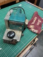 Makita bandschuurmachine 5573. 1040 watt, band 100 x 610, Ophalen of Verzenden, Gebruikt, 600 tot 1200 watt, Bandschuurmachine