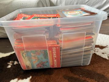 Doos vol Suske en Wiske stripboeken beschikbaar voor biedingen