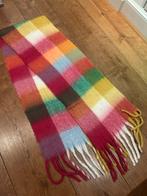 Warme wintersjaal vrolijke kleuren rood groen geel vanmohair, Ophalen of Verzenden, Zo goed als nieuw, Maat 46/48 (XL) of groter