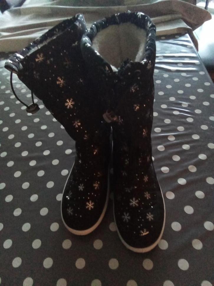 Sneeuwlaarzen, sneeuw boots. Maat 41, Kleding | Dames, Schoenen, Zo goed als nieuw, Zwart, Ophalen of Verzenden