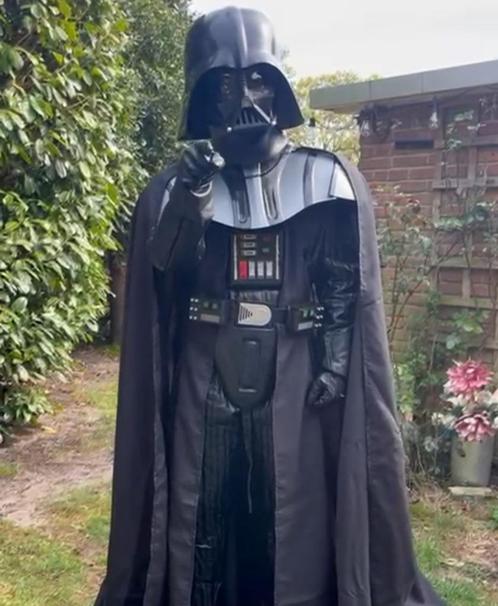 Darth Vader kostuum heren 48/50, Hobby en Vrije tijd, Kostuums, Theaterbenodigdheden en LARP, Zo goed als nieuw, Ophalen