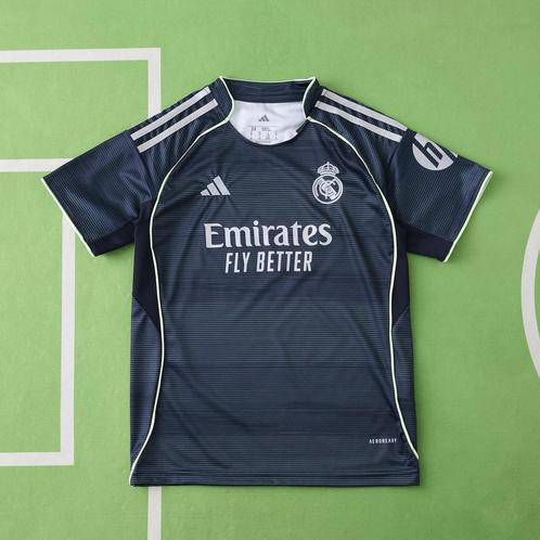 25-26 seizoen uitshirt Real Madrid, Sport en Fitness, Voetbal, Nieuw, Shirt, Maat M, Verzenden
