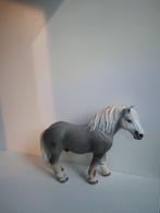 Schleich percheron 13623 met vaantje, Ophalen of Verzenden, Zo goed als nieuw, Paard, Beeldje of Figuurtje