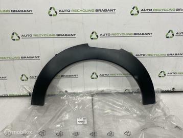 Spatbordverbreder Links Achter Citroen C4 Cactus 98194742XT beschikbaar voor biedingen