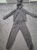 Mckenzie pak. Broek maat 32, trui maat 34, Kleding | Dames, Huispakken, Mckenzie, Ophalen of Verzenden, Zo goed als nieuw, Maat 34 (XS) of kleiner