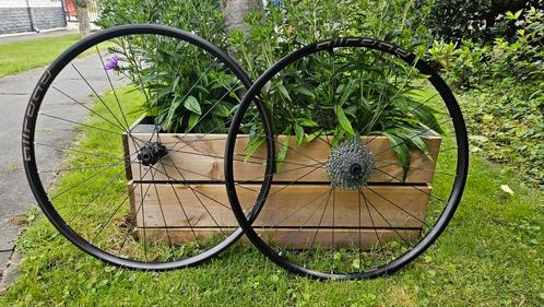 Mavic Allroad wielset, Fietsen en Brommers, Fietsen | Racefietsen, Zo goed als nieuw, Overige merken, Meer dan 20 versnellingen