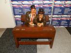 Laurel en Hardy beeld schoolbank, Ophalen of Verzenden, Nieuw, Mens