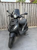 Piaggio zip 4takt, Fietsen en Brommers, Scooters | Piaggio, Ophalen, Maximaal 45 km/u, Zip, Zo goed als nieuw