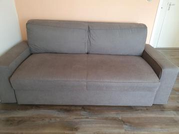 Te koop slapbank  beschikbaar voor biedingen