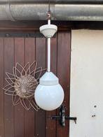 Oude schoollamp porselein vintage retro jaren 50-60 €85, Huis en Inrichting, Gebruikt, Glas, Midcentury vintage retro jaren 50-60 industrieel