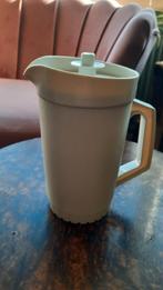 schenkkan tupperware crèmekleurig, Ophalen of Verzenden, Gebruikt, Crème, Beker of Kan