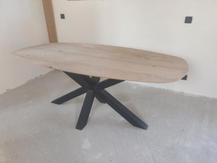 Massief eiken eettafel Deens ovaal rond organischevorm ovaal, Huis en Inrichting, Tafels | Eettafels, Nieuw, 100 tot 150 cm, 200 cm of meer