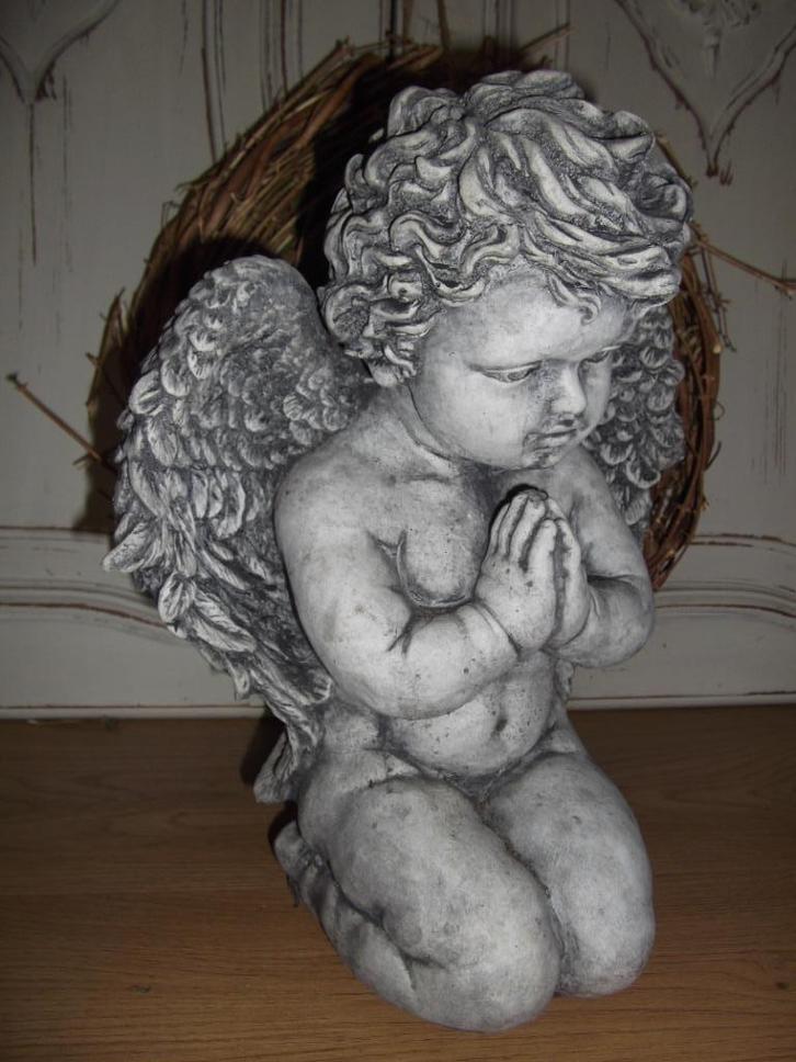 *Sfeervol knielend beeld engel*Kerst  Tuinbeeld, Diversen, Kerst, Nieuw, Ophalen of Verzenden