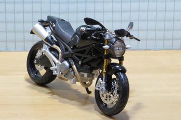 Ducati Monster 696 black 2011 1:12 31189 beschikbaar voor biedingen
