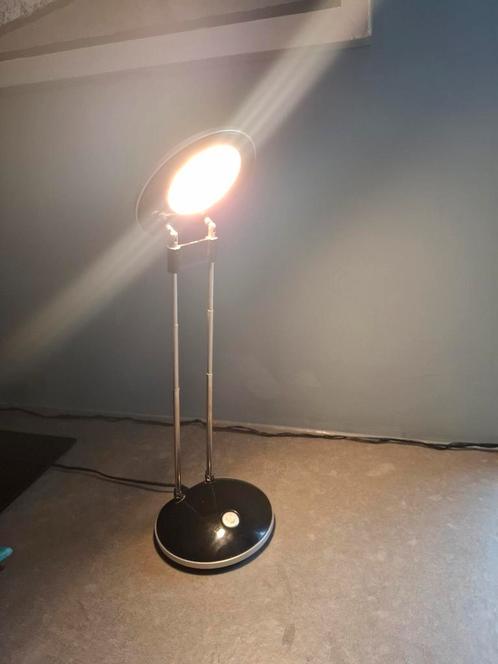 Goed werkend helder bureaulampje tafellamp lampje reis, Huis en Inrichting, Lampen | Tafellampen, Gebruikt, Minder dan 50 cm, Ophalen