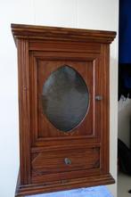 Mooi jaren 40/50 Frans brocant wandkastje, Ophalen of Verzenden