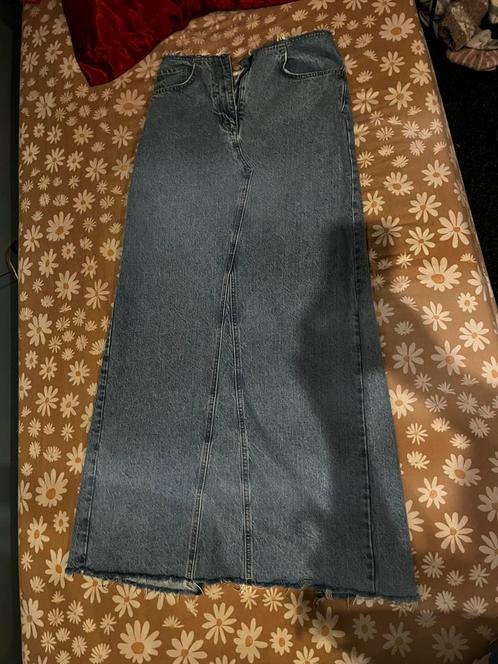 Mooie spijkerrok Mango, Kleding | Dames, Spijkerbroeken en Jeans, Zo goed als nieuw, W28 - W29 (confectie 36), Blauw, Ophalen of Verzenden