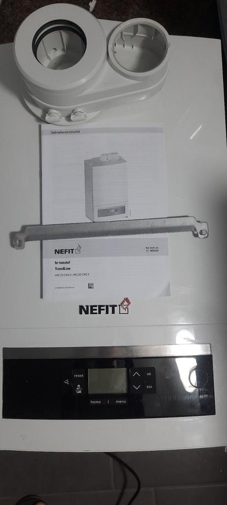 NEFIT TRENDLINE HRC 25 CW4 TYPE 2.   Bj  2024, Computers en Software, Overige Computers en Software, Zo goed als nieuw, Ophalen of Verzenden