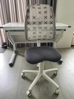 Kinderbureau en Paidi kinderbureaustoel wit, Ophalen, Zo goed als nieuw, Tafel(s) en Stoel(en)