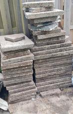 Gratis grindtegels +/_ 30 m2 moeten zsm weg!!!, Ophalen, Zo goed als nieuw, 10 m² of meer, Beton