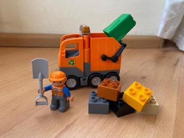 Duplo, vuilniswagen auto oranje poppetje vuilnisbak set 5673 beschikbaar voor biedingen