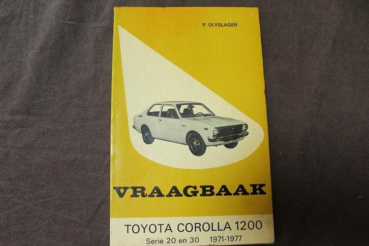Toyota Corolla 1200 1971 - 1977 vraagbaak serie 20 en 30, Auto diversen, Handleidingen en Instructieboekjes, Ophalen of Verzenden