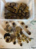 Vsh Messing waterleiding en cv koppelingen, Doe-het-zelf en Verbouw, Buizen en Afvoer, Ophalen, Overige materialen, Gebruikt, 6 meter of meer
