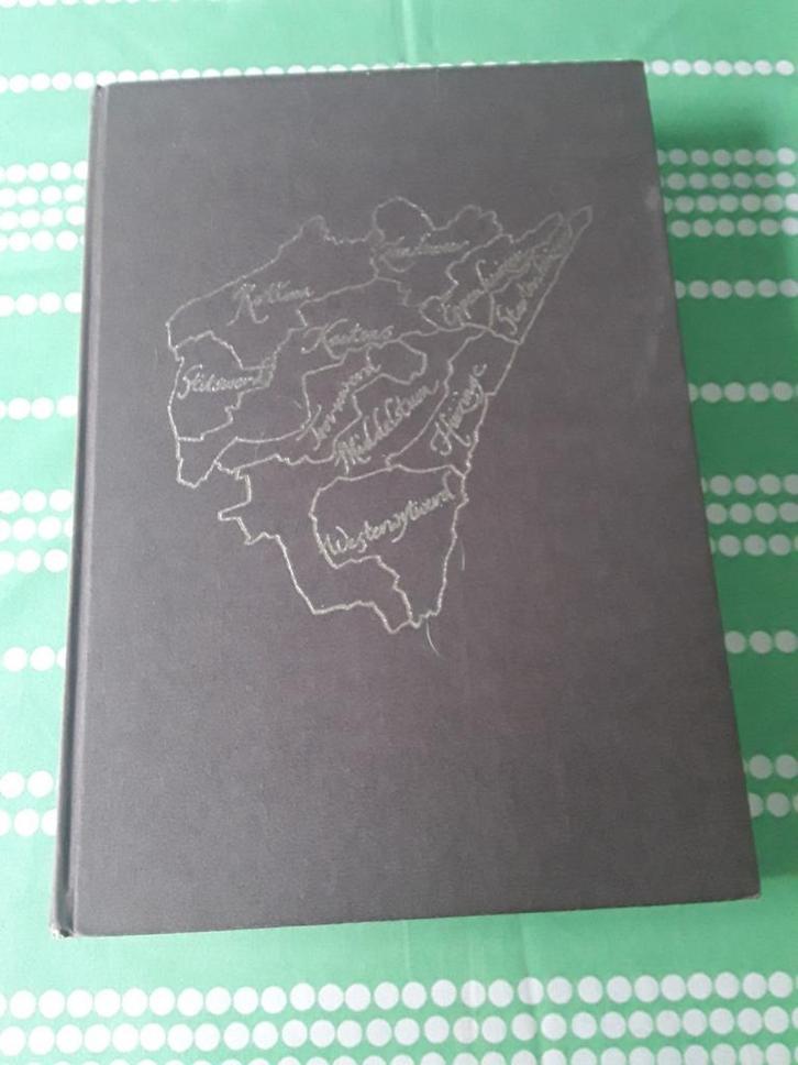 Boerderijenboek Middelstum-Kantens.Deel 1.1983 met kaarten., Boeken, Geschiedenis | Stad en Regio, Ophalen of Verzenden