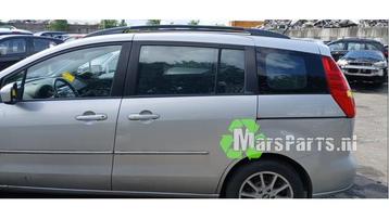 Portier 4Deurs links-achter van een Mazda 5. beschikbaar voor biedingen