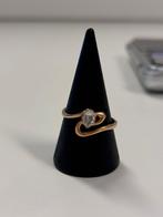 Elegant Roségouden Ring met Tranen-vormige Steen, Sieraden, Tassen en Uiterlijk, Ringen, Nieuw, Ophalen of Verzenden, Pandjeshuis053@hotmail.com