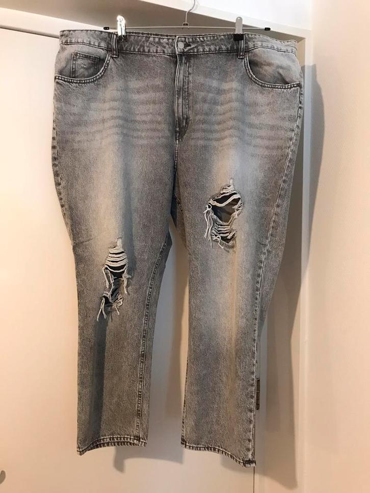 H&M ripped jeans spijkerbroek licht grijs mt XXL 50/52 zgan, Kleding | Dames, Grote Maten, Zo goed als nieuw, Broek of Spijkerbroek