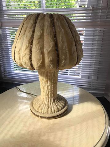 lamp beschikbaar voor biedingen