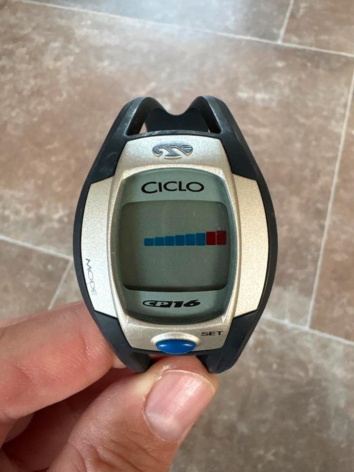 Ciclosport CP16 Sporthorloge - Zo goed als nieuw!, Fietsen en Brommers, Fietsaccessoires | Fietscomputers, Zo goed als nieuw, Hartslagsensor