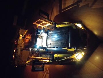 Lego Technic Volvo 6x6 truck met kieptrailer beschikbaar voor biedingen