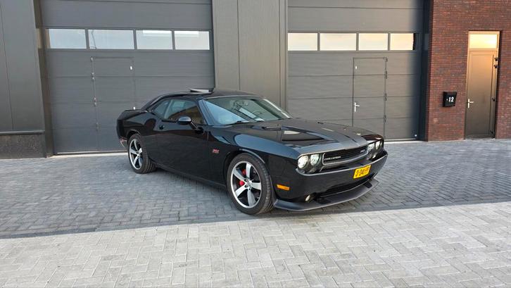Dodge SRT8 6.4 Hemi 392 Zwart 478PK Weinig KM schadevrij, Auto's, Dodge, Bedrijf, Challenger, ABS, Airbags, Airconditioning, Alarm