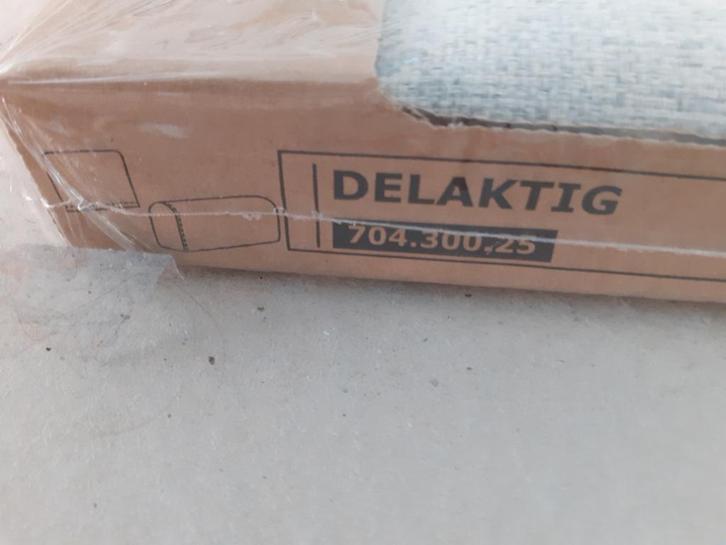 Nieuwe DELAKTIG hoezen voor de armleuning / rugleuning ikea, Huis en Inrichting, Banken | Sofa's en Chaises Longues, Nieuw, Eenpersoons