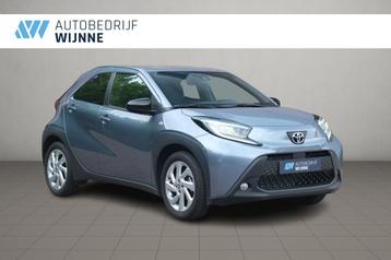 Toyota Aygo X 1.0 VVT-i 72pk first | App Connect | Climate | beschikbaar voor biedingen