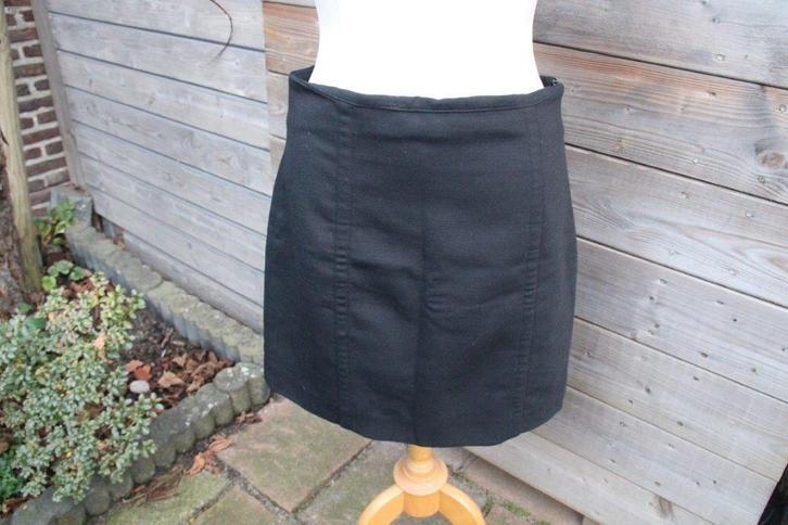 Rok zwart Mauro Grifoni mt 46 (IT) 40eu Winter Vaste prijs, Kleding | Dames, Rokken, Zo goed als nieuw, Maat 38/40 (M), Zwart