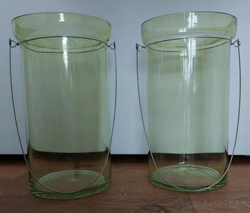 2x Groene vaas/windlichten - Hoogte 23cm beschikbaar voor biedingen